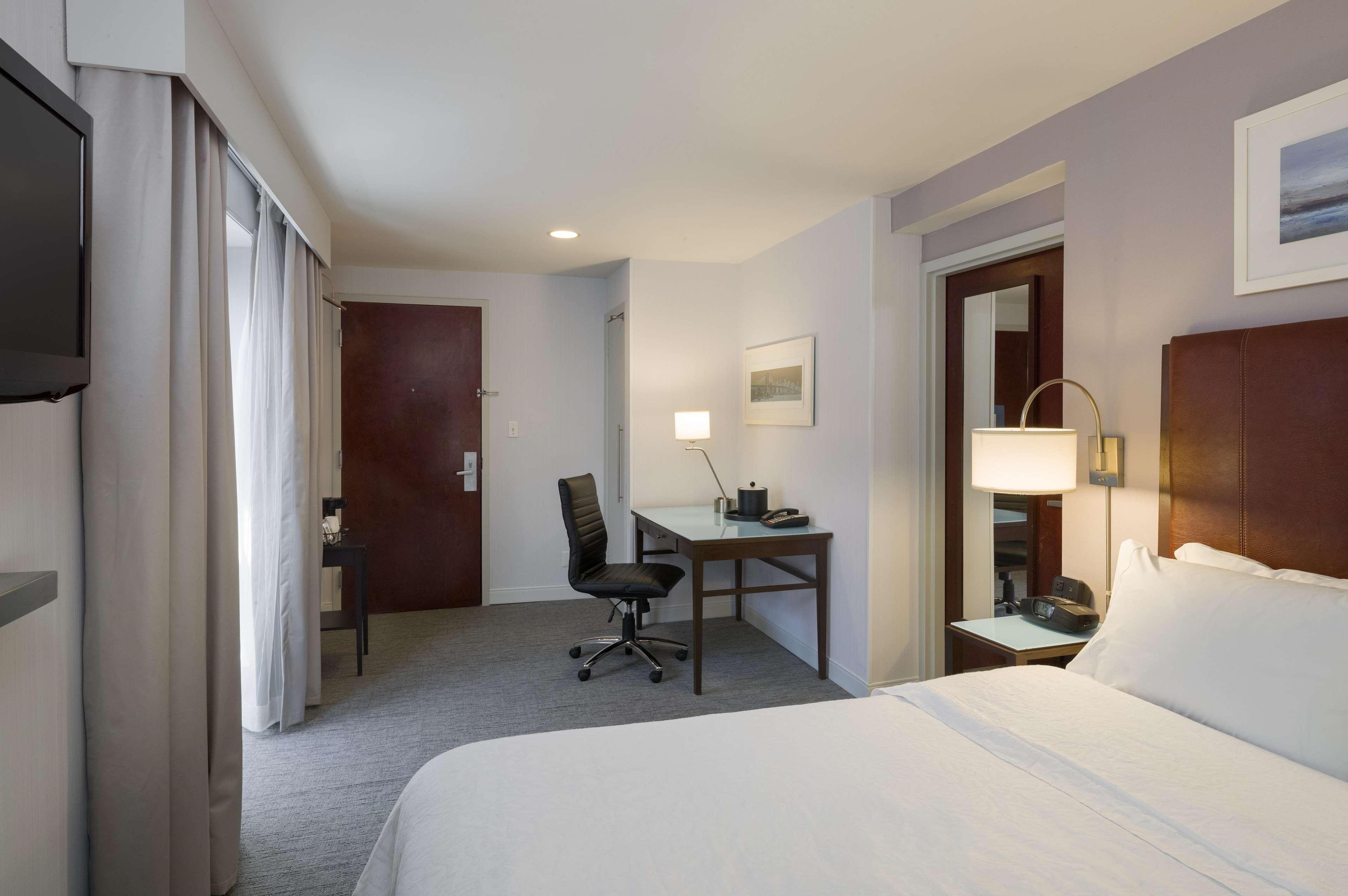 Hampton Inn Seaport Financial District New York Ngoại thất bức ảnh
