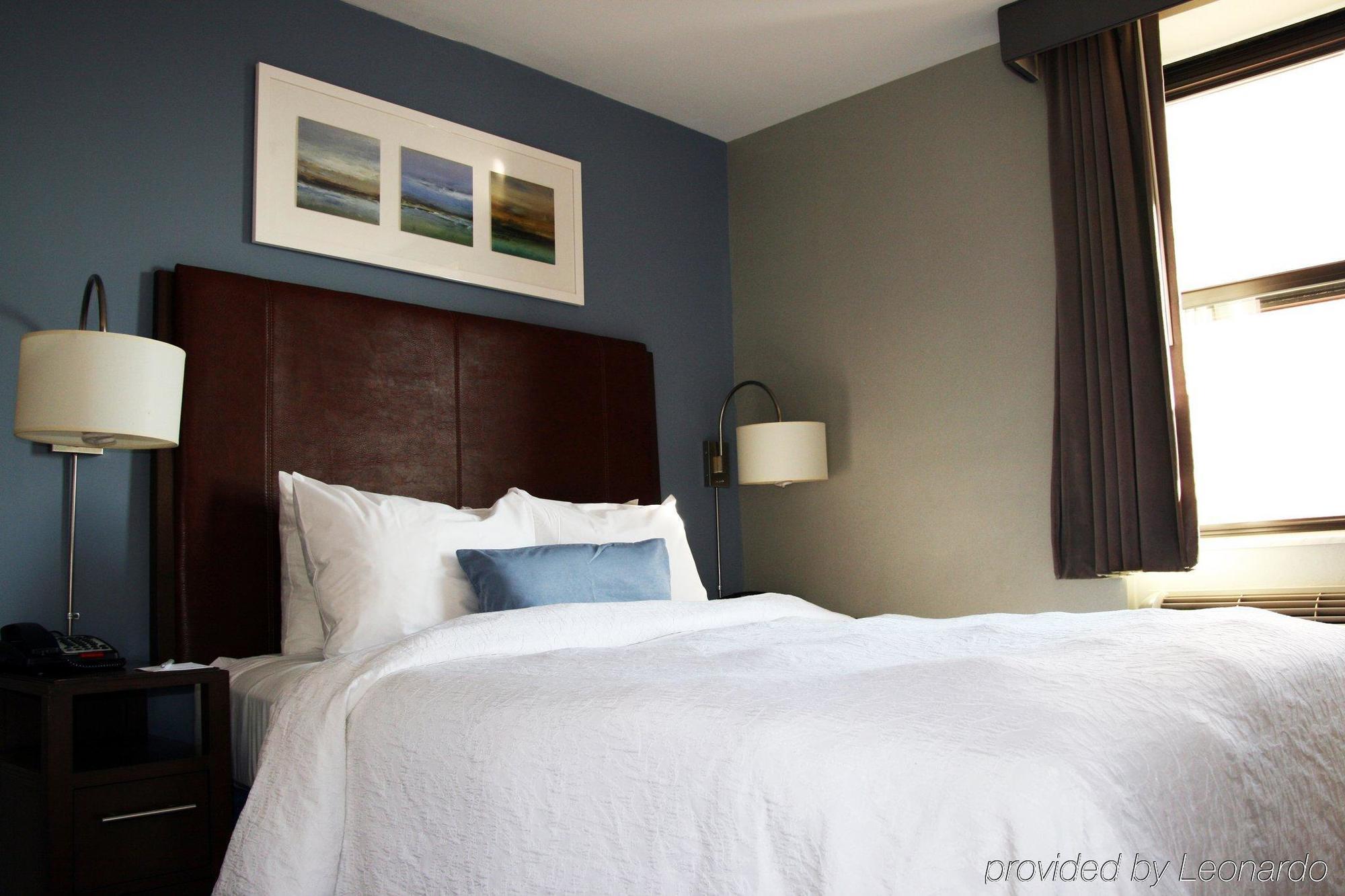Hampton Inn Seaport Financial District New York Phòng bức ảnh